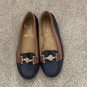 Classic leather loafers 🖤